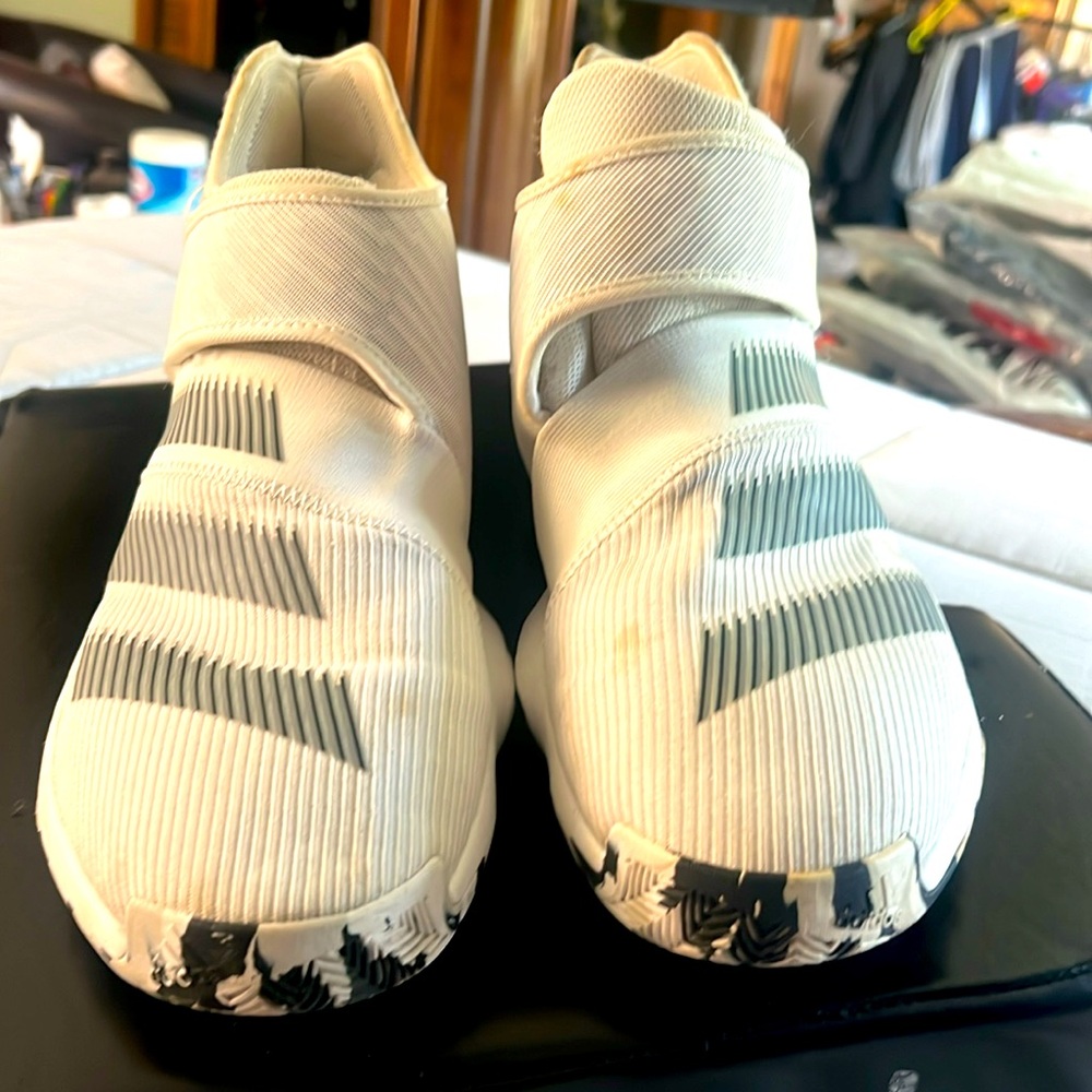 Mens Adidas 3/4” laceless sneakers; Size 10